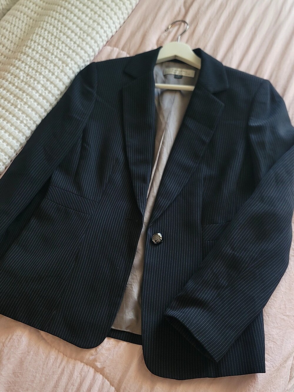 Tahari Black Striped Blazer Size 4